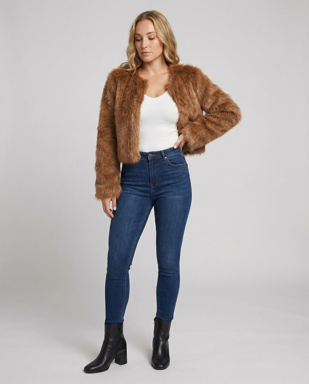 Damen Flauschige Kurzjacke EB