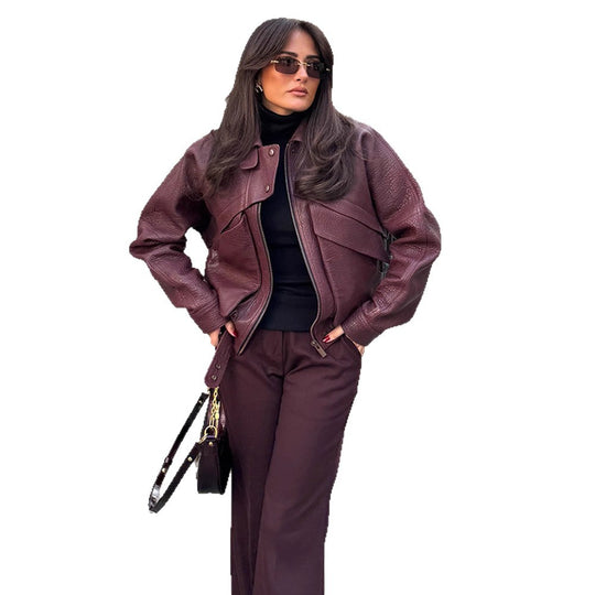 Damen Kunstlederjacke mit modischem Schnitt und praktischen Taschen EB