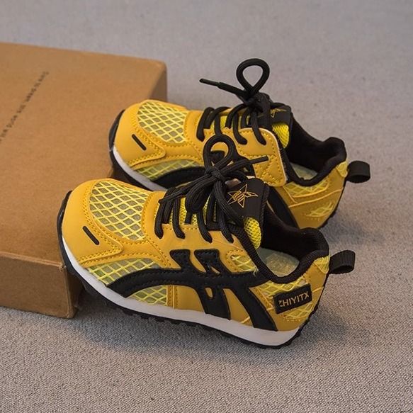 Damen sportliche Sneakers mit atmungsaktivem Netzobermaterial und elastischem Verschluss EB