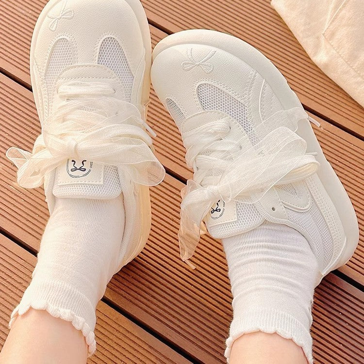 Damen Sportliche Sneaker mit atmungsaktivem Mesh-Obermaterial und dekorativen Schleifen EB