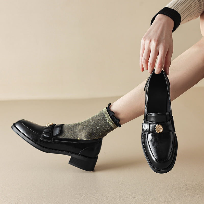 Damen Elegante Mokassins mit dekorativer Schnalle und flexiblem Komfort EB