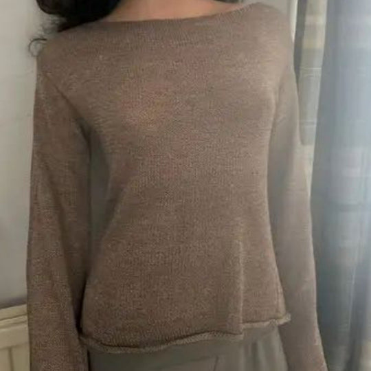 Damen Eleganter Feinstrickpullover mit lässigem Schnitt und Rundhalsausschnitt EB
