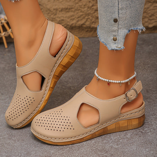 Damen Halbschuhe mit perforiertem Obermaterial und komfortablem Absatz EB