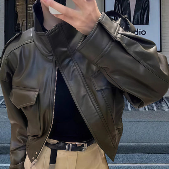Damen Kunstlederjacke im urbanen Stil mit Stehkragen und praktischen Taschen EB