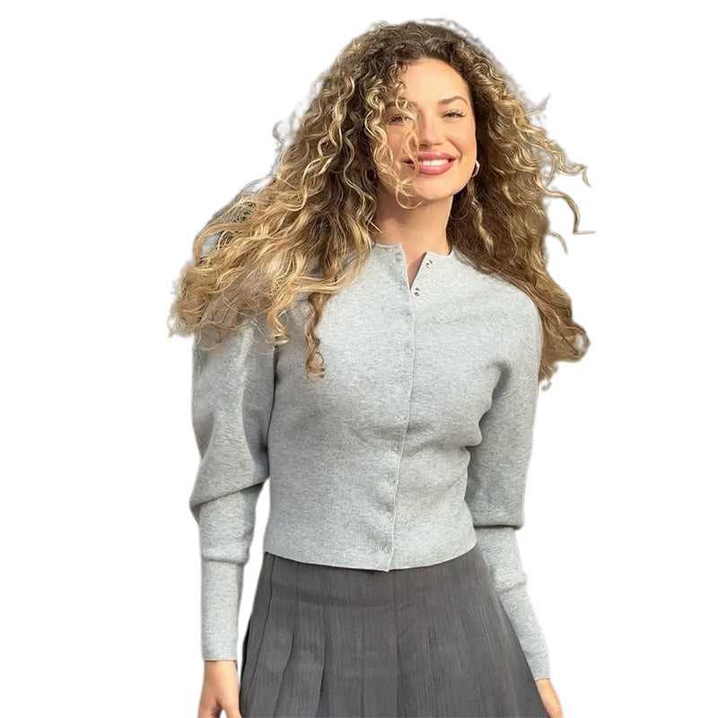 Damen modische Strickjacke mit plissierten Ärmeln und Knopfdetails EB