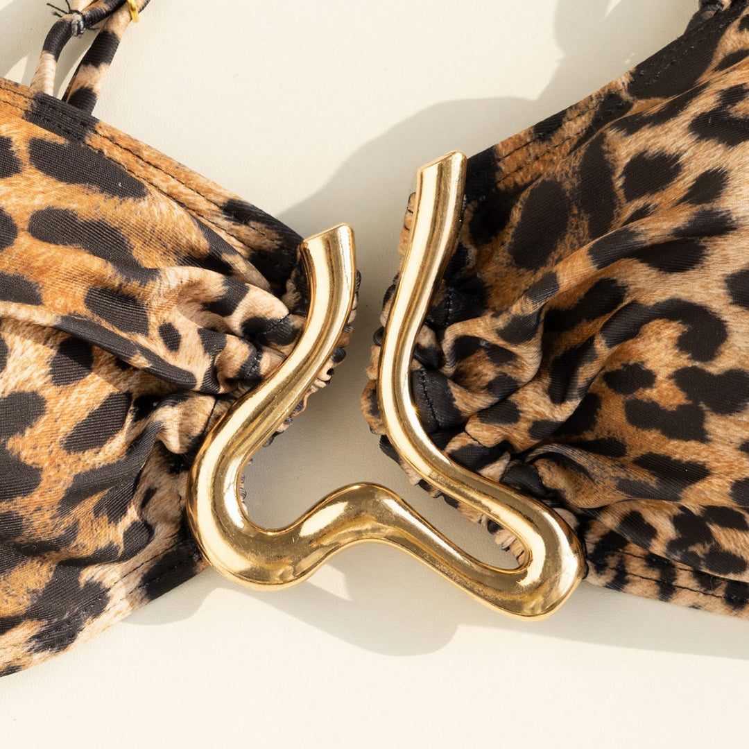 Damen asymmetrischer Bandeau-Bikini mit Goldakzenten EB