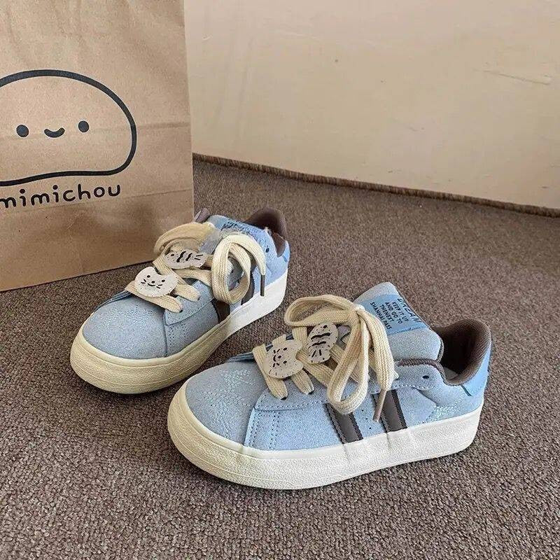 Damen Freizeit Sneakers mit verspieltem Motiv und komfortabler Gummisohle EB