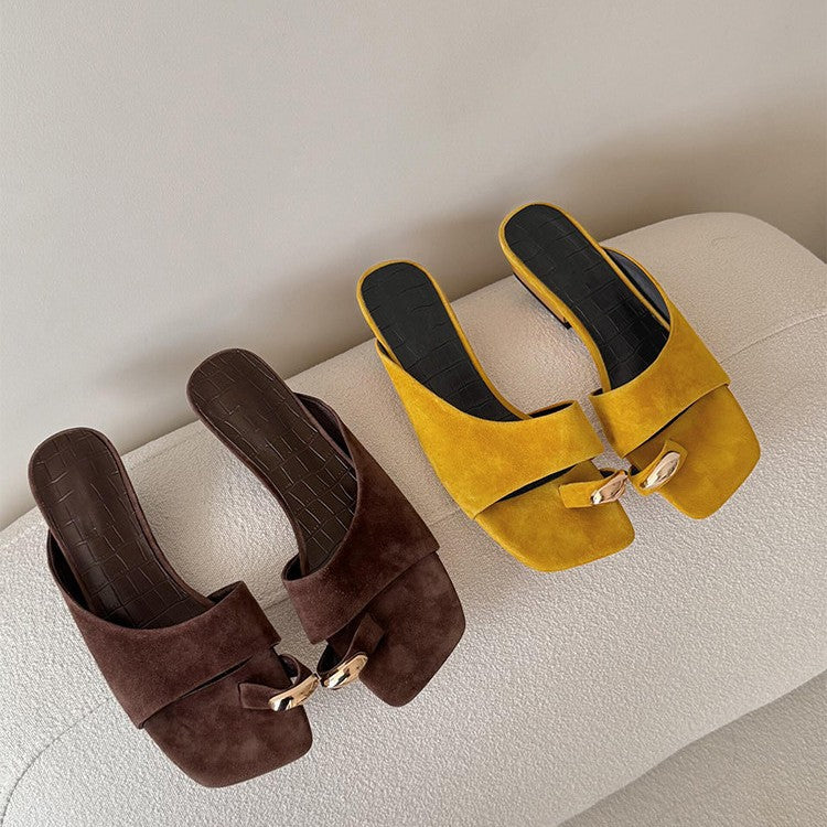 Damen Komfortable und elegante Clogs mit modischem Riemchen EB