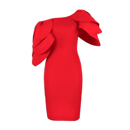 Damen figurbetontes Abendkleid mit voluminösen Rüschendetails und asymmetrischem Design EB