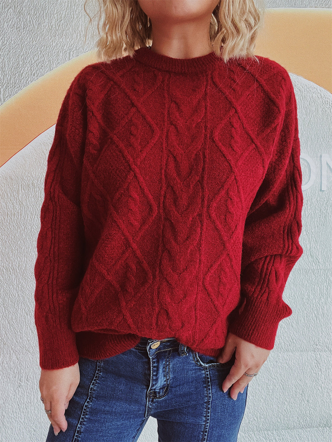 Damen Grobstrickpullover mit elegantem Zopfdesign und lässigem Schnitt EB
