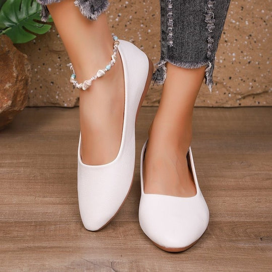 Damen Ballerinas aus weichem Leder mit elegantem Schalen-Ausschnitt EB