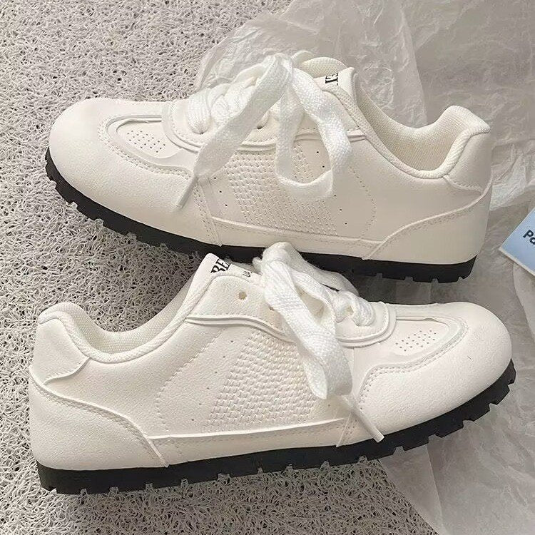 Damen Sportliche Sneakers mit luftdurchlässigem Obermaterial und dämpfender Sohle EB
