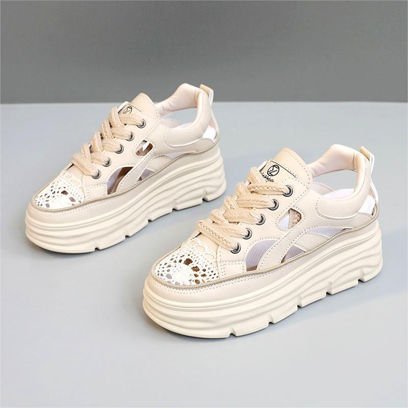 Damen Sneaker mit perforierter Mesh-Oberfläche und dämpfendem Sohlenprofil EB