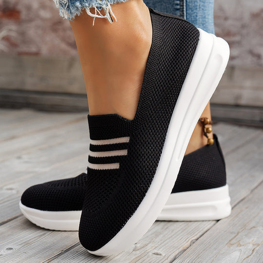 Damen Slip-On Sneakers mit flexiblem Obermaterial und rutschfester Sohle EB