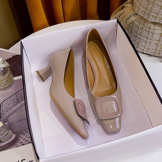 Damen elegante Pumps mit schickem Schmuckdetail und komfortablem Absatz EB