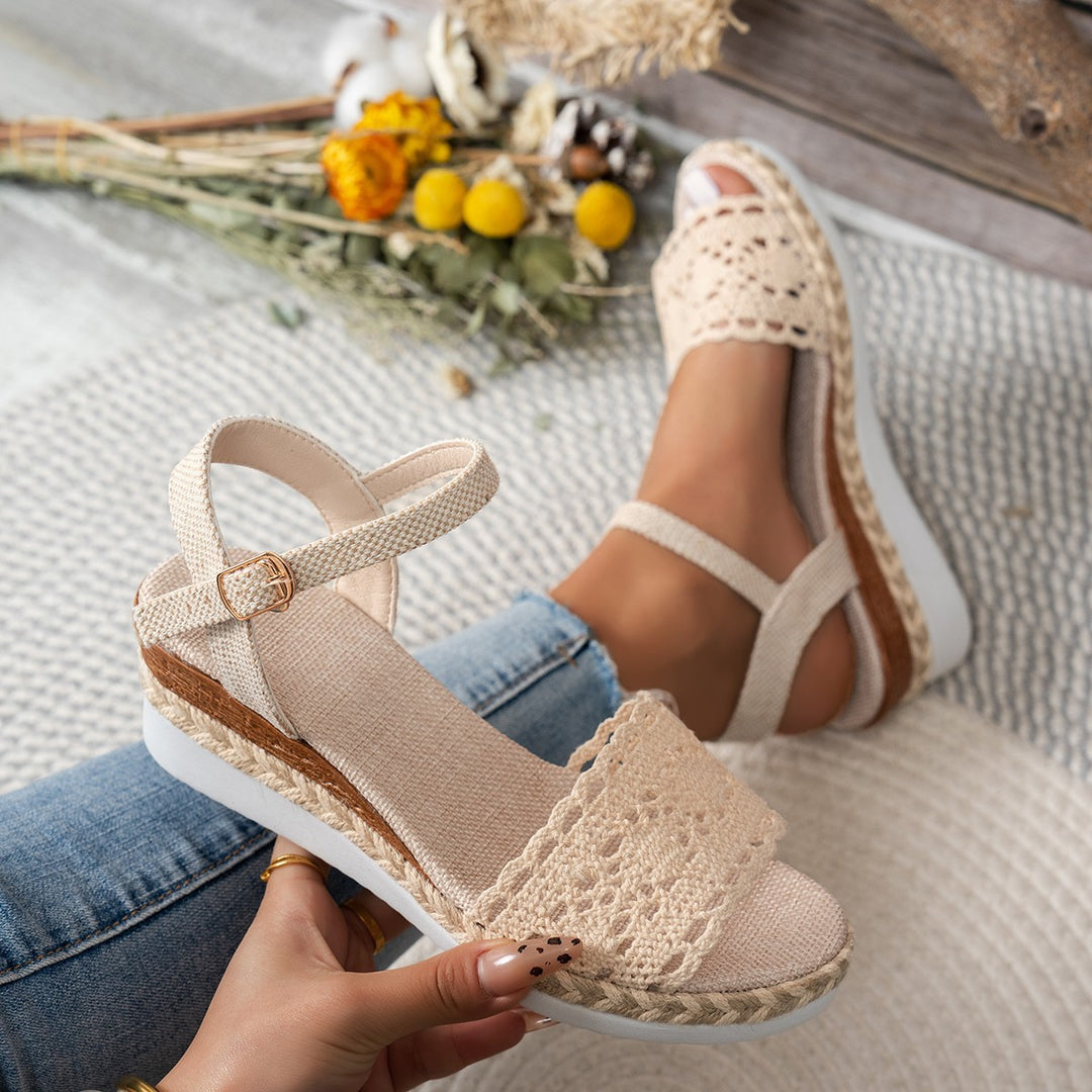 Damen Wedge-Sandalen mit floralem Häkelmuster und rutschfester Sohle EB