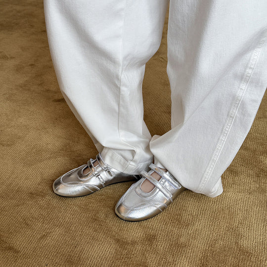 Damen Ballerina-Schuhe im modernen Metallic-Look mit doppeltem Riemchen EB