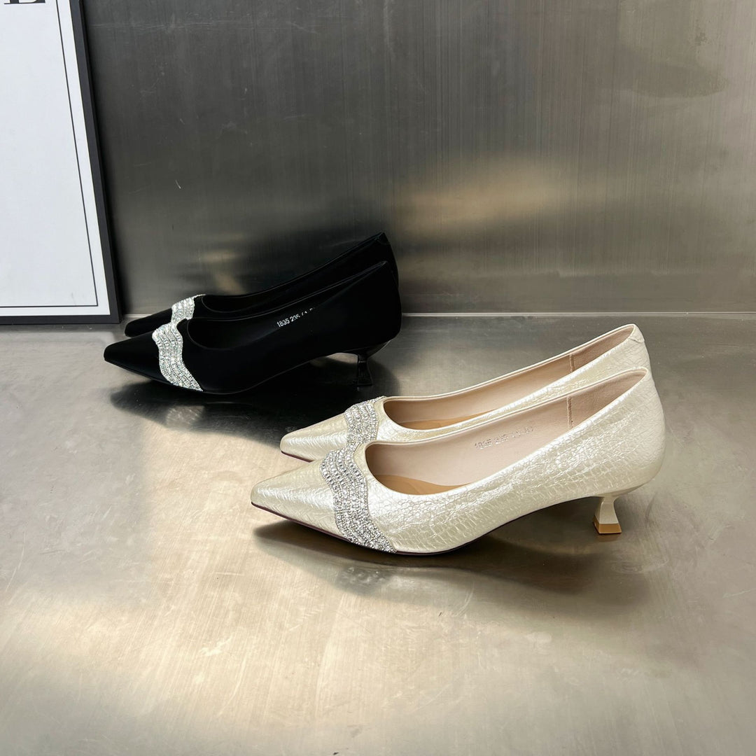 Damen elegante Pumps mit funkelnden Strassdetails EB
