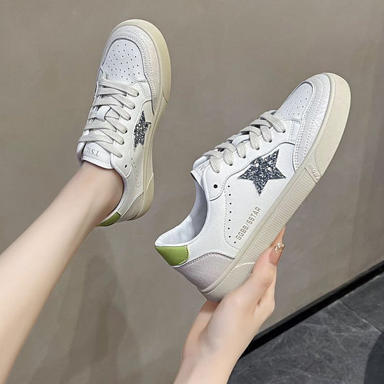 Damen Sneaker mit funkelnden Stern-Applikationen und atmungsaktiver Struktur EB