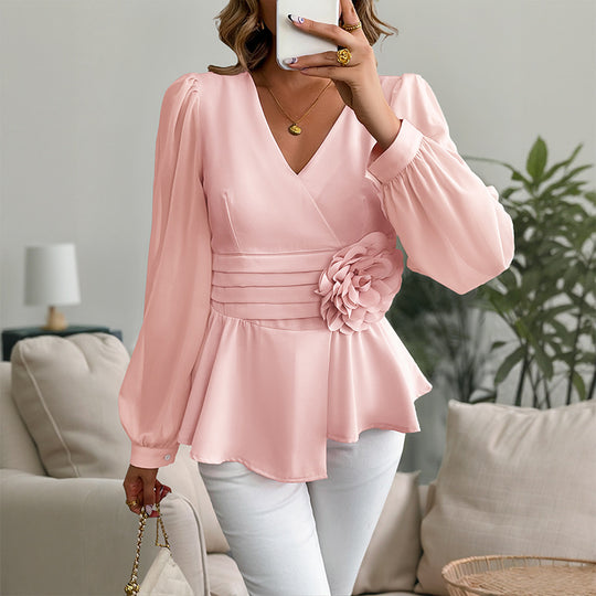 Damen Bluse mit Wickeldesign und dekorativer Blumenapplikation EB
