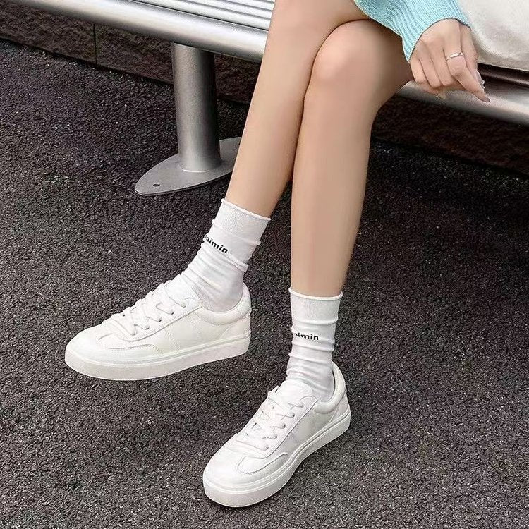 Damen Sportliche Casual-Sneaker mit glänzender Oberfläche EB