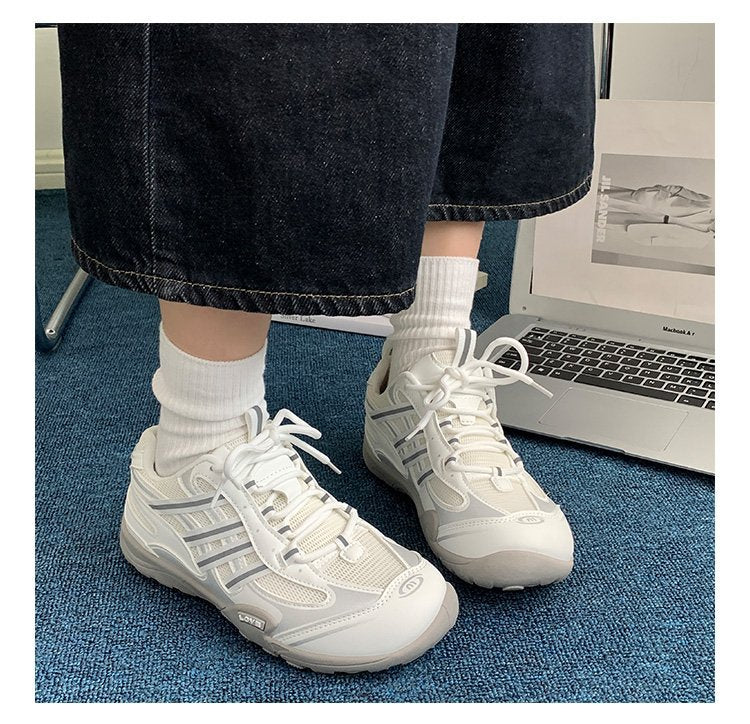 Damen Sportliche Sneakers mit atmungsaktivem Mesh-Obermaterial und dämpfender Sohle EB