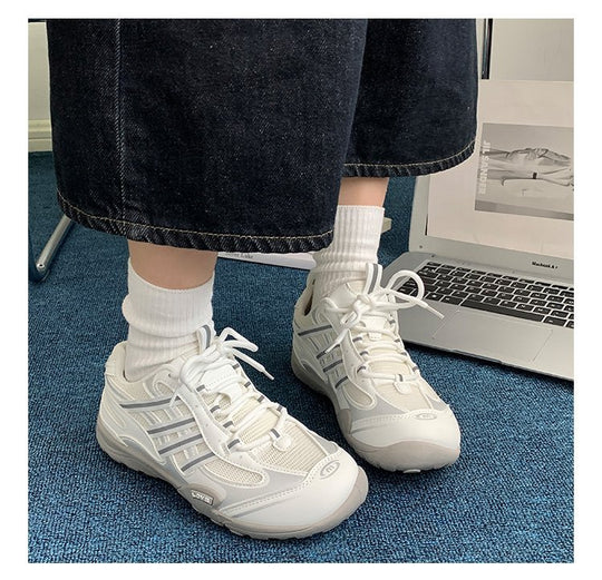 Damen Sportliche Sneakers mit atmungsaktivem Mesh-Obermaterial und dämpfender Sohle EB