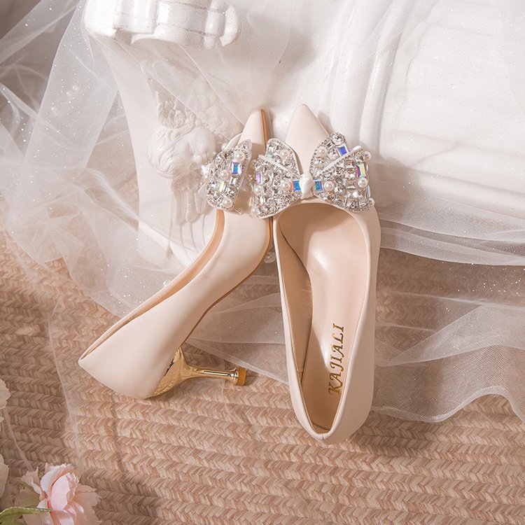 Damen elegante Pumps mit dekorativem Strass-Detail EB