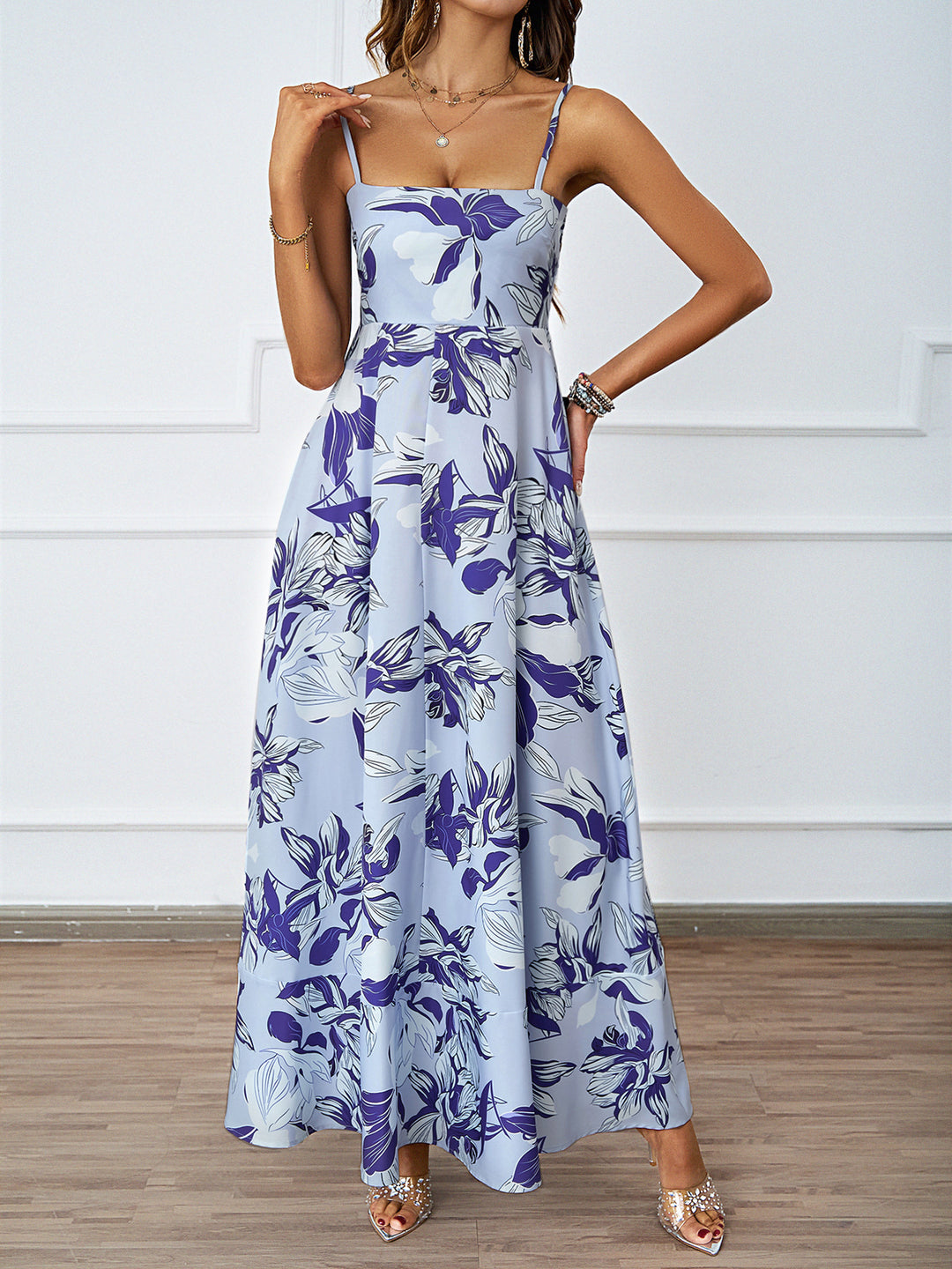 Damen Maxikleid mit modernem graphischem Druck und lockerer Passform EB