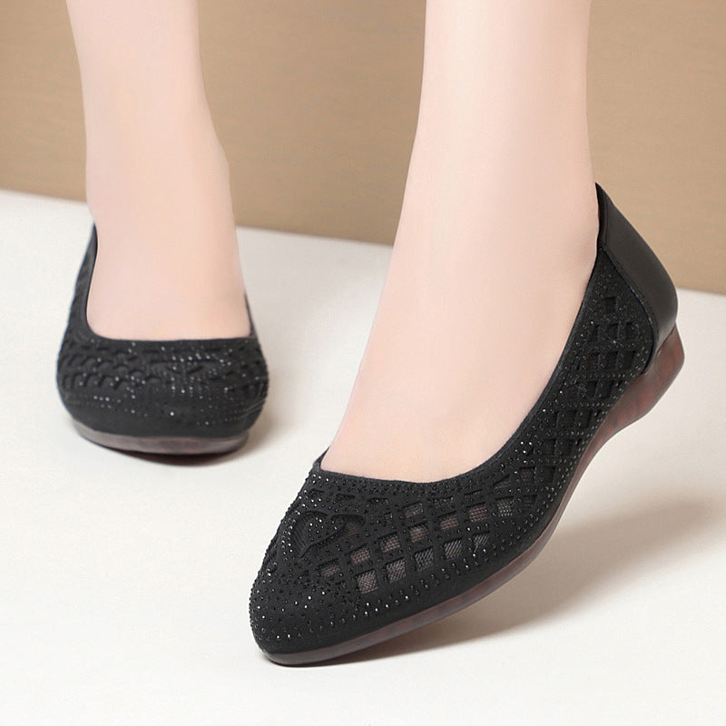 Damen Komfortable Ballerinas mit dekorativem Lochmuster und Strassverzierungen EB