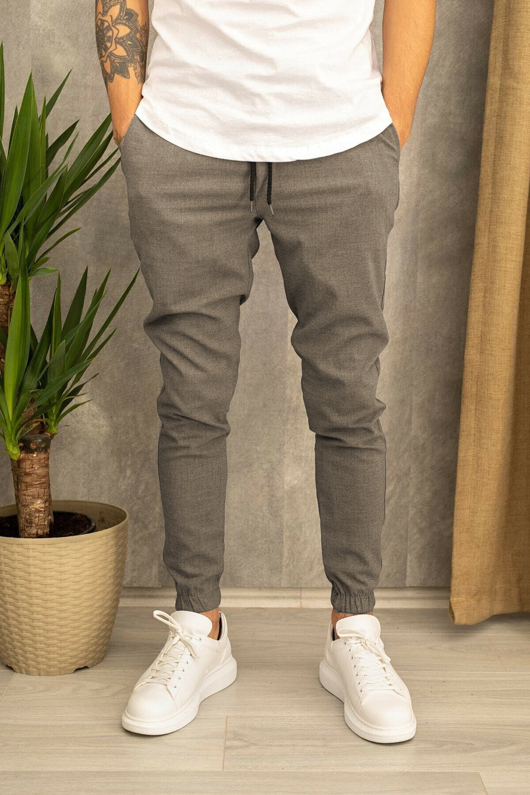 Herren nan schmal geschnittene Jogginghose mit elastischem Bund, Kordelzug und geripptem Knöchelbund EB