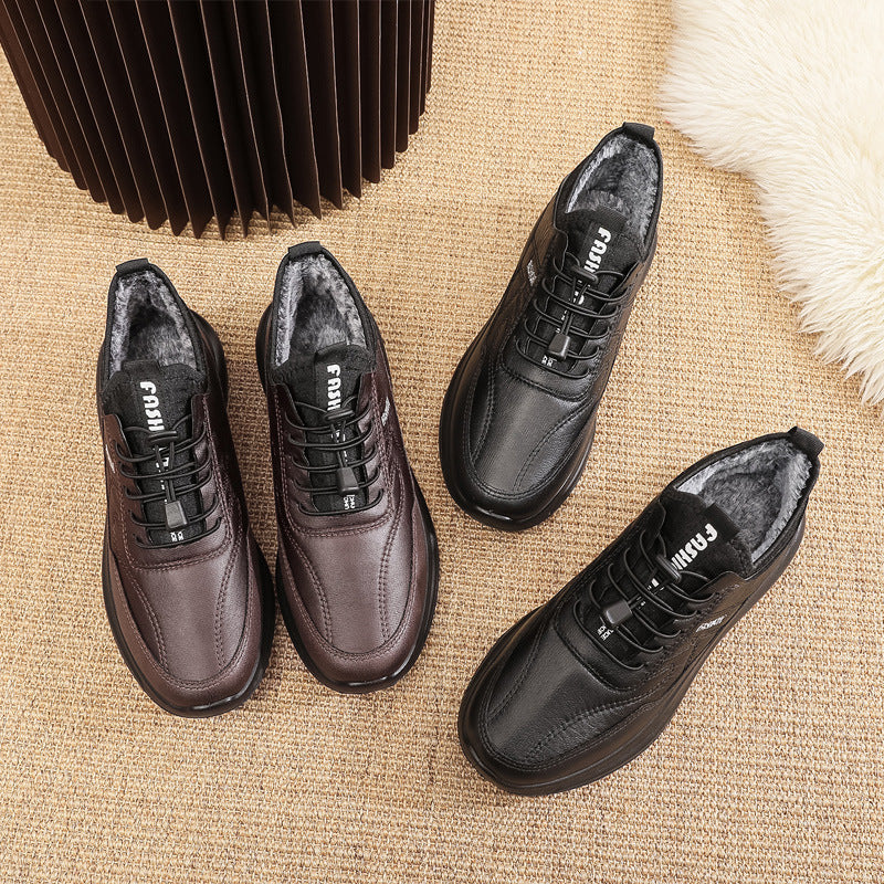 Damen Sportliche Sneakers mit kuscheligem Innenfutter und rutschfester Sohle EB