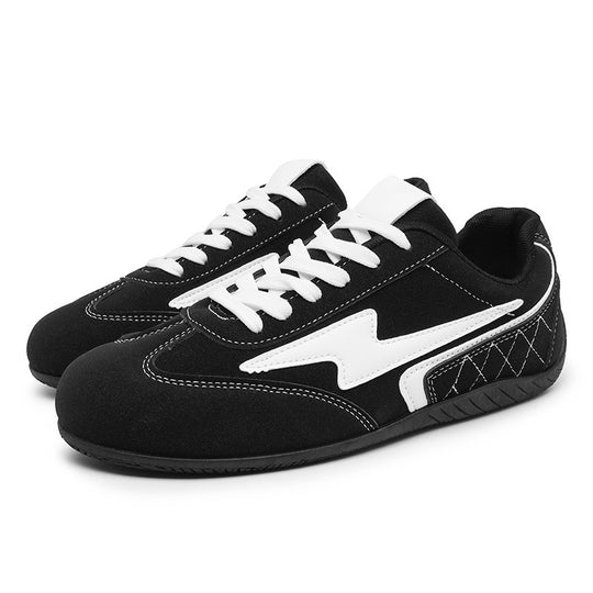 Damen leichte Retro-Skate-Sneaker mit gesteppter Seitenwand, gepolstertem Knöchelkragen und rutschfester Gummilaufsohle EB