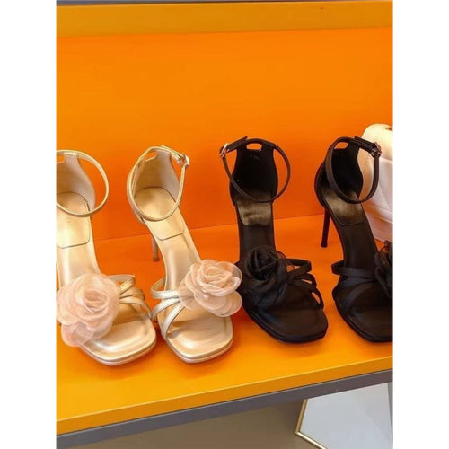 Damen elegante Sandalen mit floralem Akzent EB