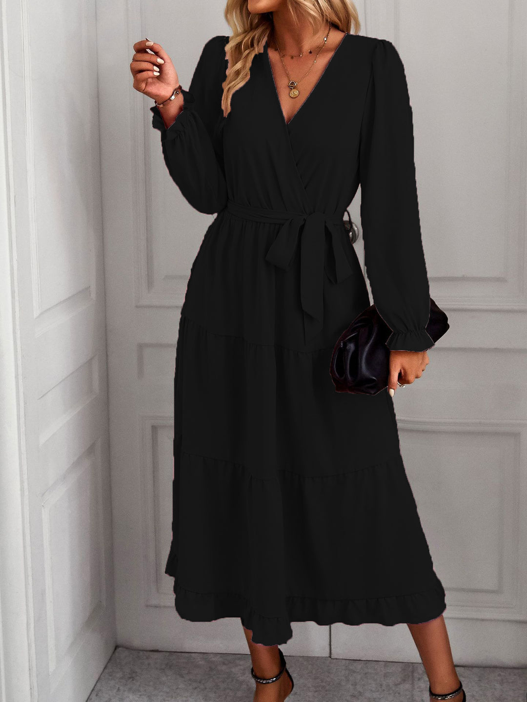 Damen Maxikleid mit Wickeloptik und Kleidungsdetails EB