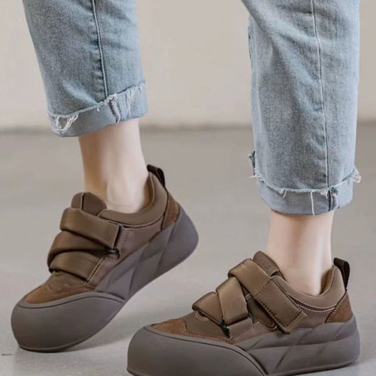 Damen Sneakers mit doppeltem Klettverschluss und modischem Design EB