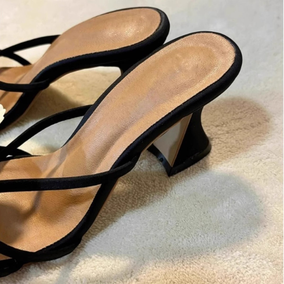 Damen elegante Slingback Sandalen mit künstlerischen Schmetterlingsverzierungen EB