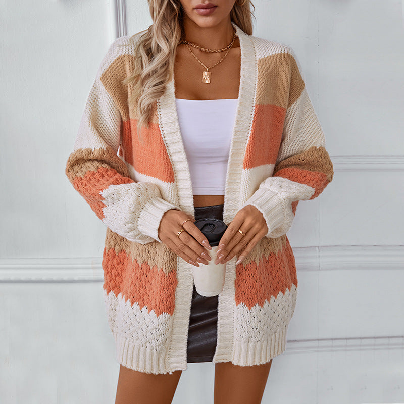 Damen Strickjacke mit trendigem Blockdesign und luftiger Haptik EB