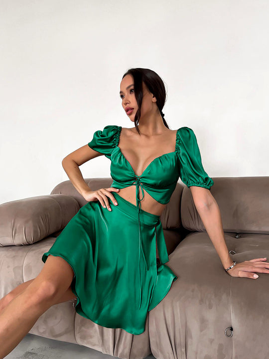 Damen Verspieltes Wickelkleid mit Puffärmeln und Schleifendetail EB