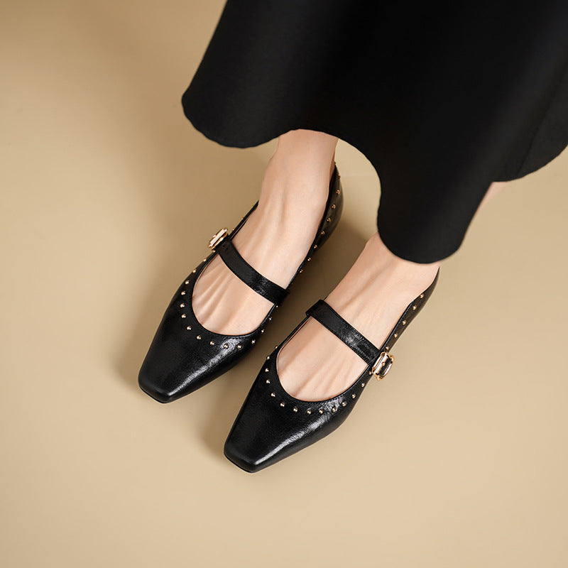 Damen Elegante Ballerinas mit dekorativen Nieten und verstellbarem Riemen EB