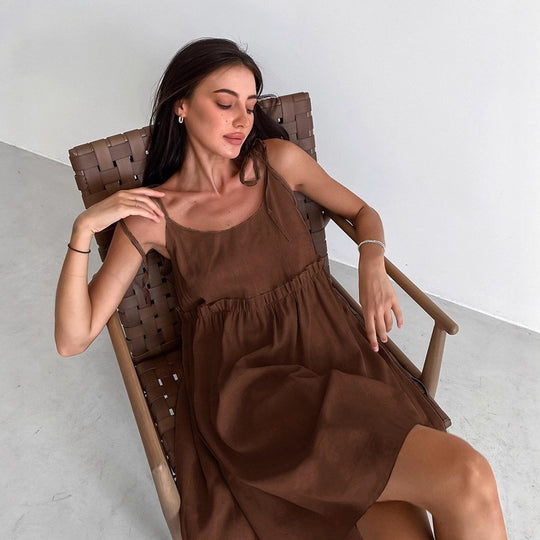 Damen luftiges Sommerkleid mit verstellbaren Trägern und lockerer Silhouette EB
