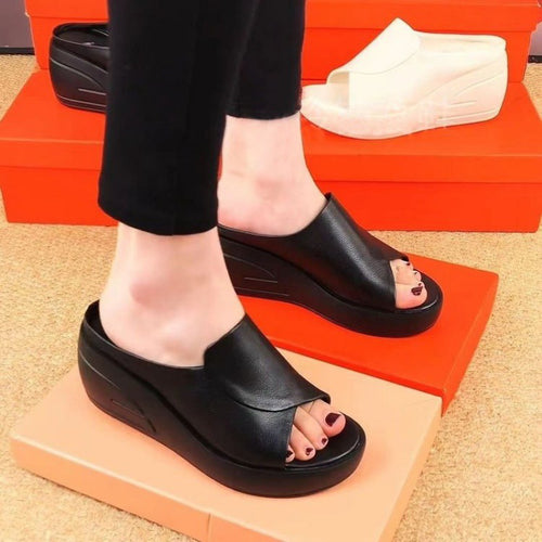 Damen Plattform-Sandalen mit geschwungenem Design und Komfortfußbett EB