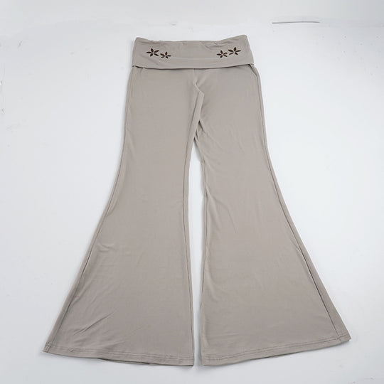 Damen nan Yogahose Flared mit Umschlagbund, komfortable Bootcut-Passform und Laser-Cut Blütendetail EB