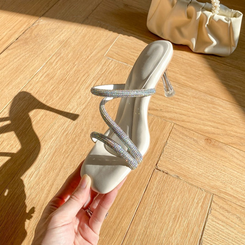Damen elegante Sandalen mit funkelnden Strassverzierungen und transparentem Absatz EB