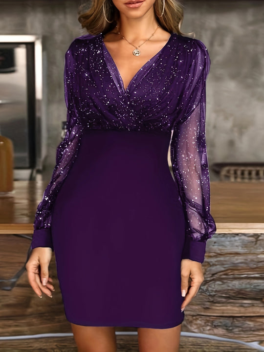 Damen Glitzerndes Cocktailkleid mit transparenten Ärmeln EB