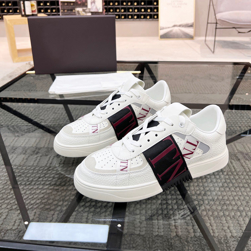 Damen Modische Sneakers mit trendigem Logo-Detail und atmungsaktiver Oberflächenstruktur EB