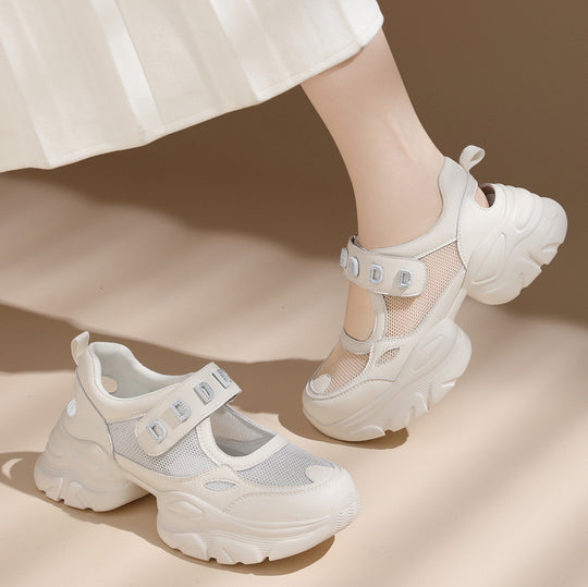 Damen Sportliche Komfort-Sneaker mit verstellbarem Riemen und dämpfender Sohle EB
