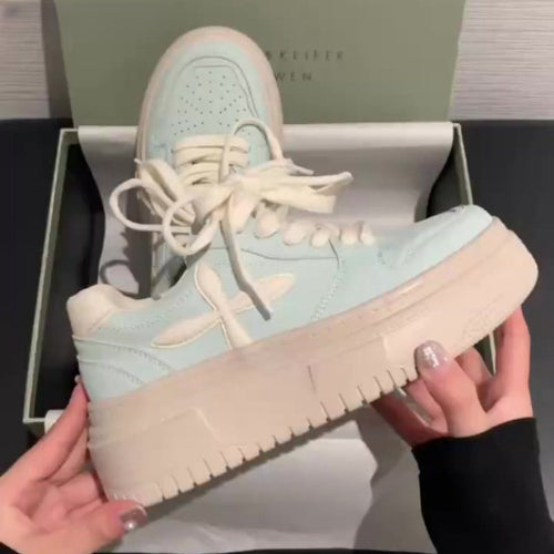 Damen Sneakers mit dicker Plateausohle und atmungsaktivem Obermaterial EB