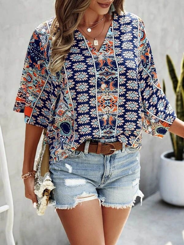 Damen Tunika mit floralem Muster und seitlichen Schlitzen EB