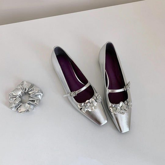 Damen Ballerinas mit floralen Applikationen und glanzvoller Oberfläche EB